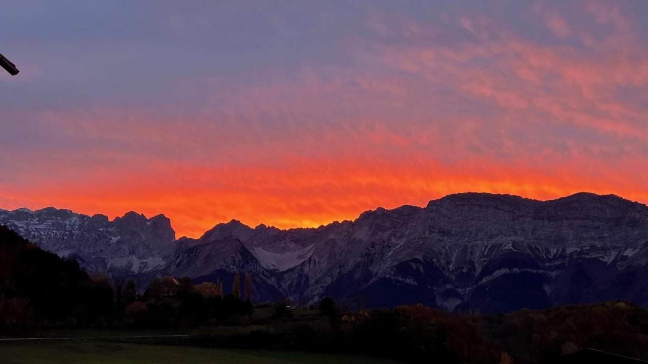 Superbe Appartement Aubessagne Exterior foto