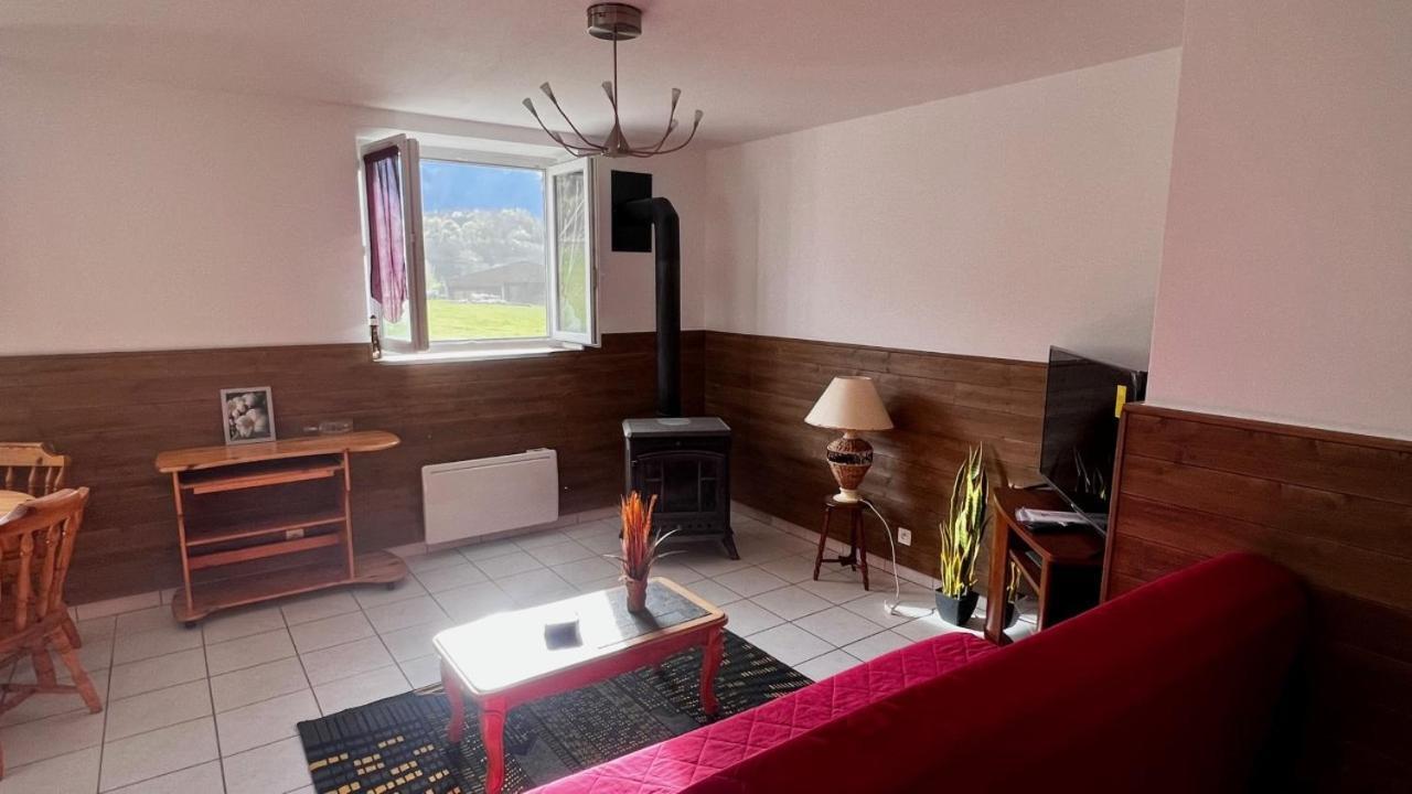 Superbe Appartement Aubessagne Exterior foto